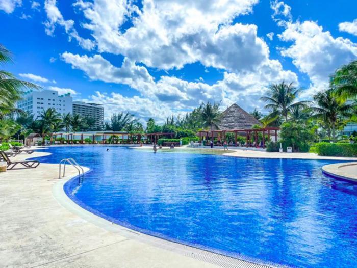 Amara Cancun Beachfront Condo Exterior photo